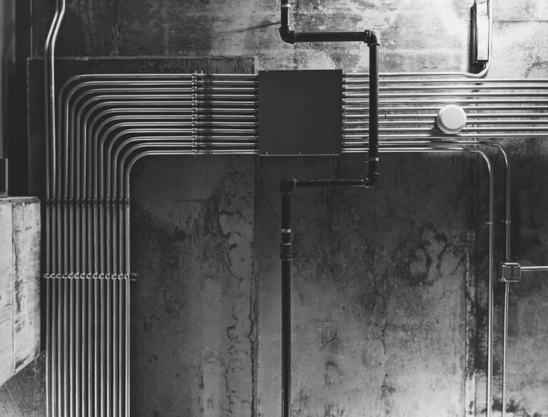 How to Choose the Right Pipes for Your Home Renovation